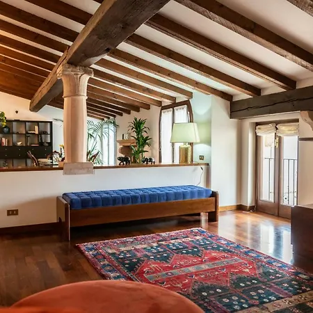Appartement Domus - Magnifiche Residenze San Fermo Verona